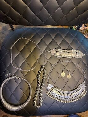 SHEIN Silver-Tone Boho Necklace, Bracelet & Earring Set